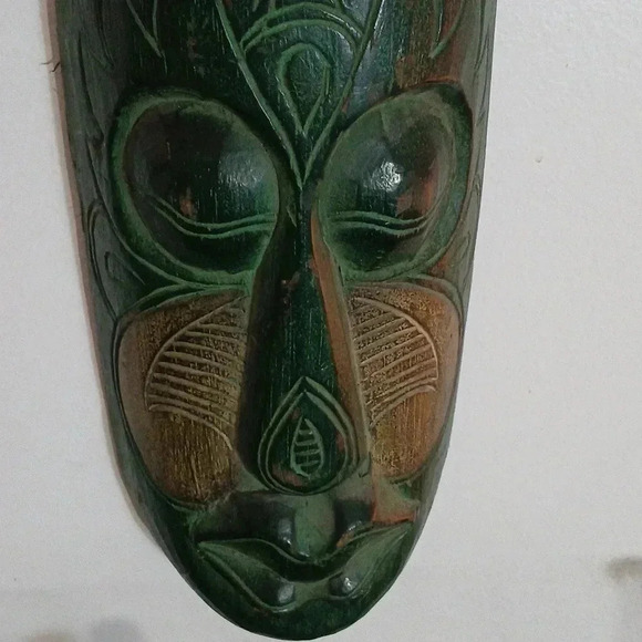 19×6 Vintage African tribe carved wood mask..unique - Picture 4 of 6